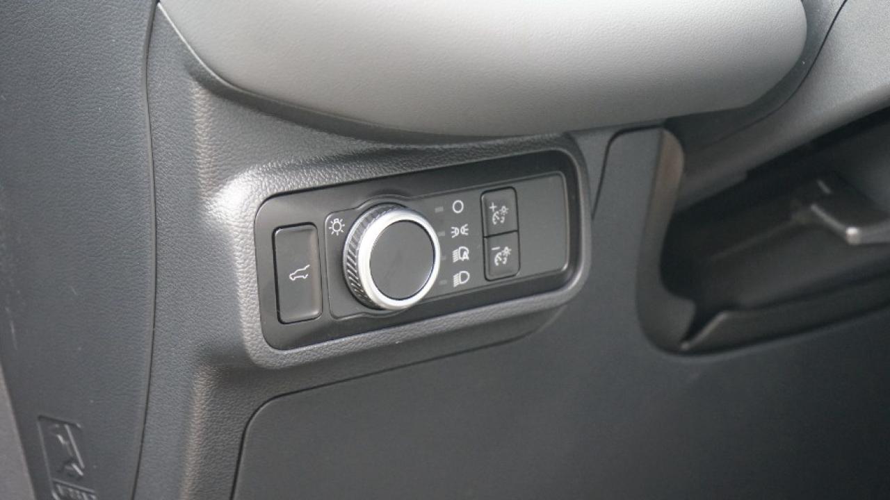 2026 Ford Explorer Active Photo