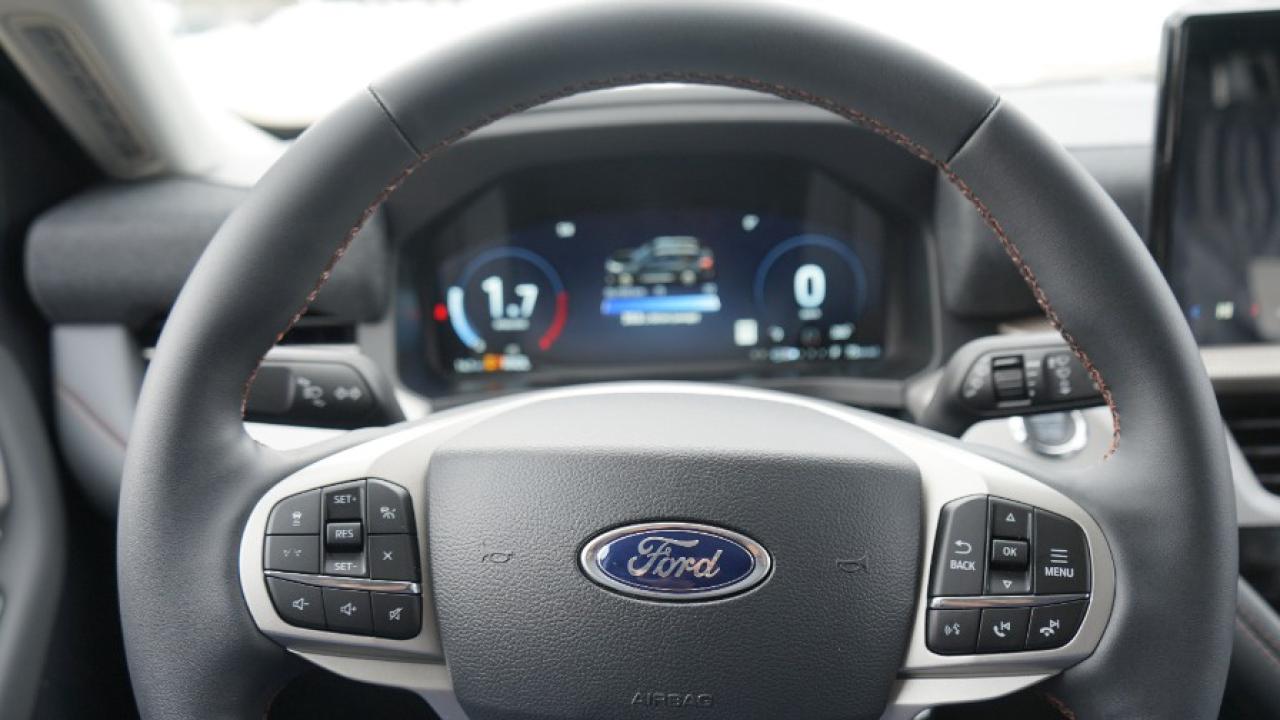 2026 Ford Explorer Active Photo