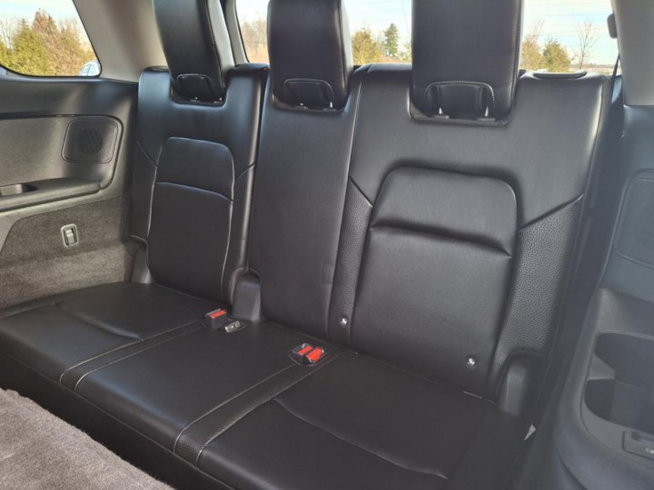 2023 Nissan Pathfinder SL Premium AWD | HUD | Leather | Pano Roof | Nav | Bose | 20" Wheels | CarPlay + Android and More ! Photo