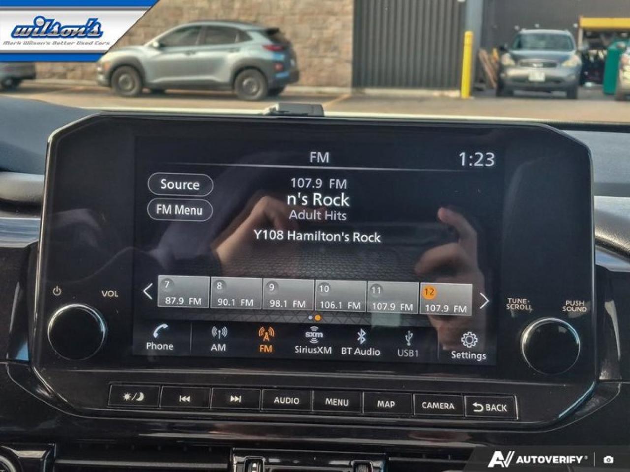 2023 Nissan Pathfinder SL Premium AWD | HUD | Leather | Pano Roof | Nav | Bose | 20" Wheels | CarPlay + Android and More ! Photo