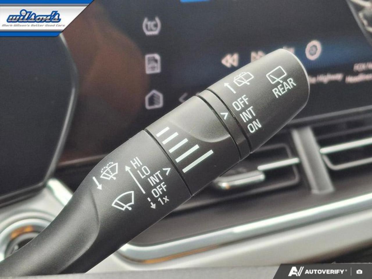 2024 Chevrolet Trax LT | Sunroof | Heated Seats + Steering | Remote Start | CarPlay | Reverse Cam | and More ! Photo