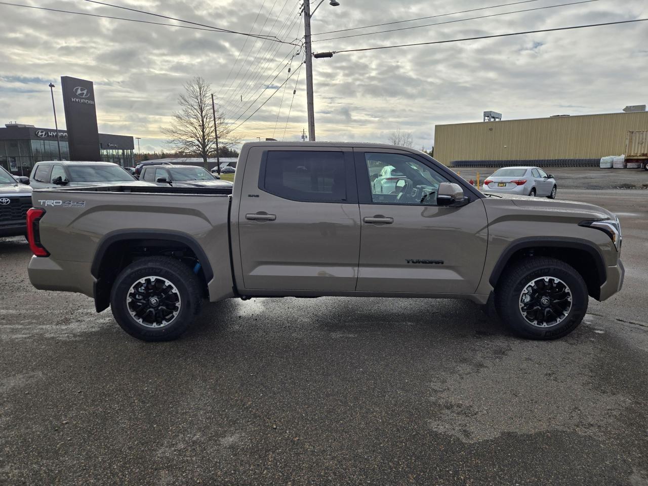 2026 Toyota Tundra SR5 TRD OFF ROAD Photo