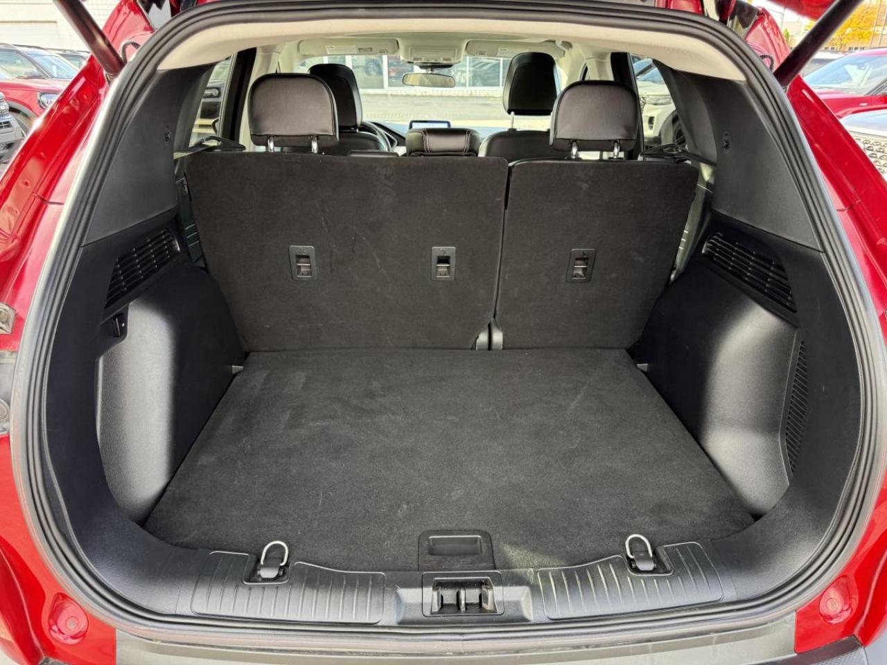 2022 Ford Escape SEL AWD Photo4