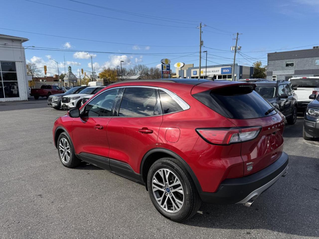 2022 Ford Escape SEL AWD Photo