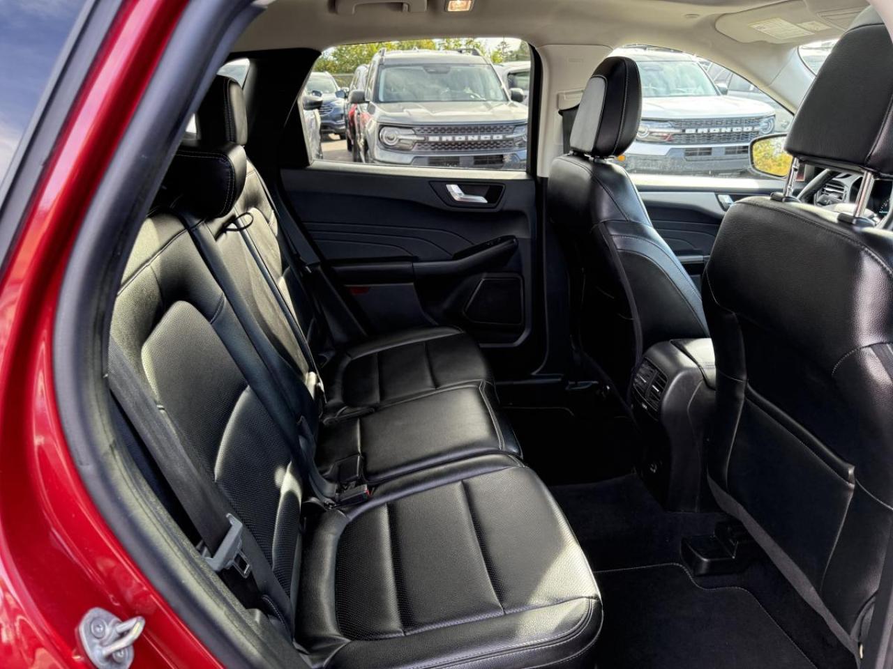 2022 Ford Escape SEL AWD Photo