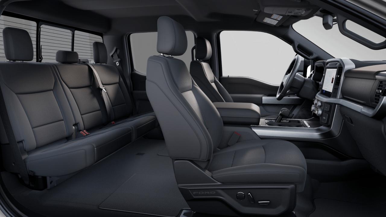 2025 Ford F-150 XLT Photo