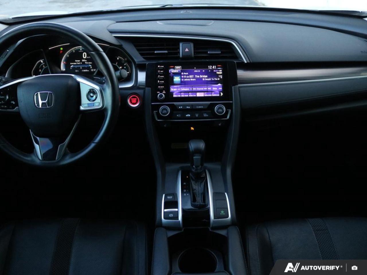 2020 Honda Civic Sedan Touring Photo