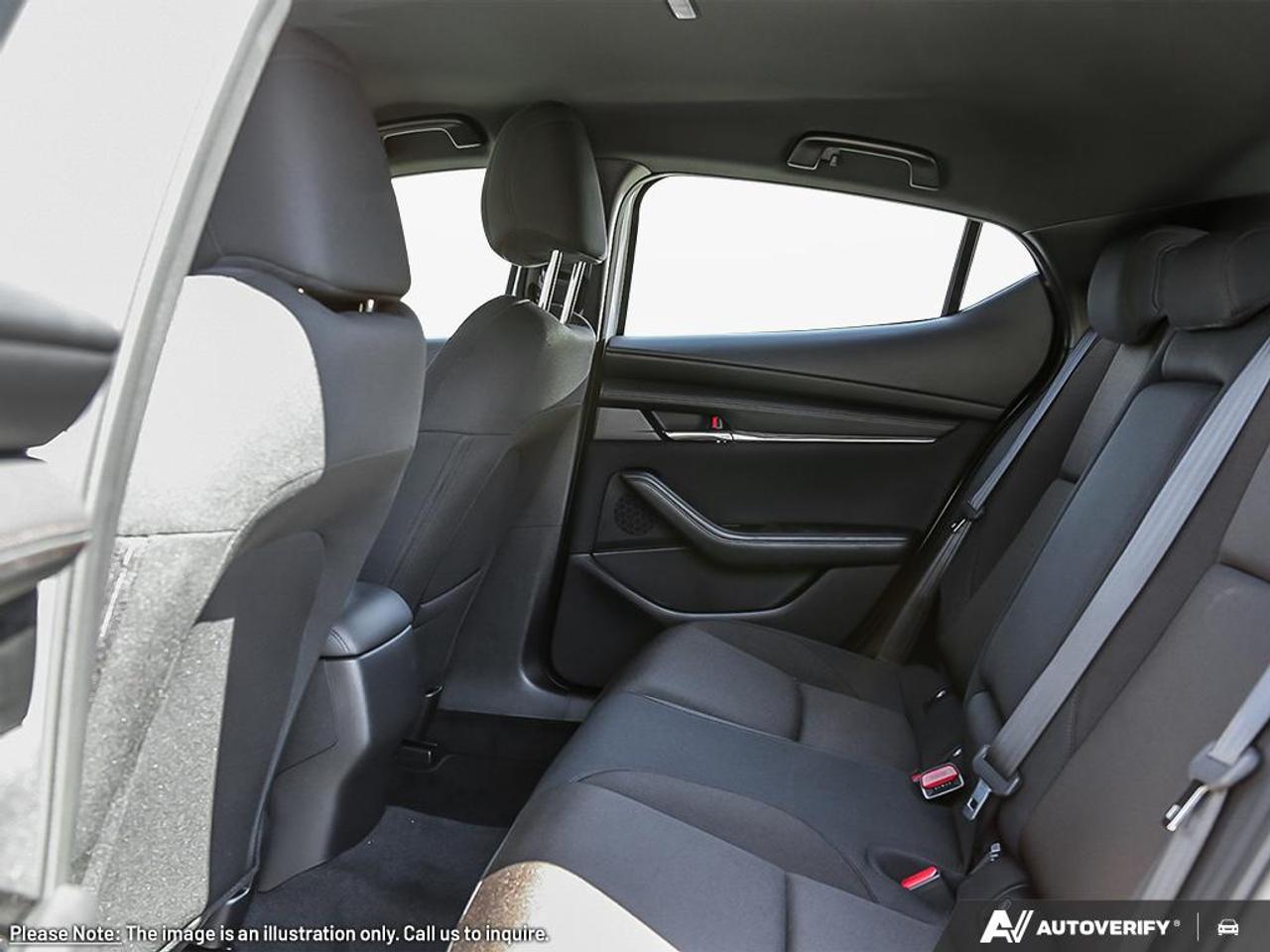 2025 Mazda MAZDA3 Sport GS Photo