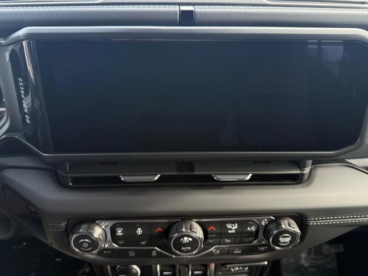 2026 Jeep Wrangler Rubicon  - Leather Seats - Safety Group - $228.77 /Wk Photo