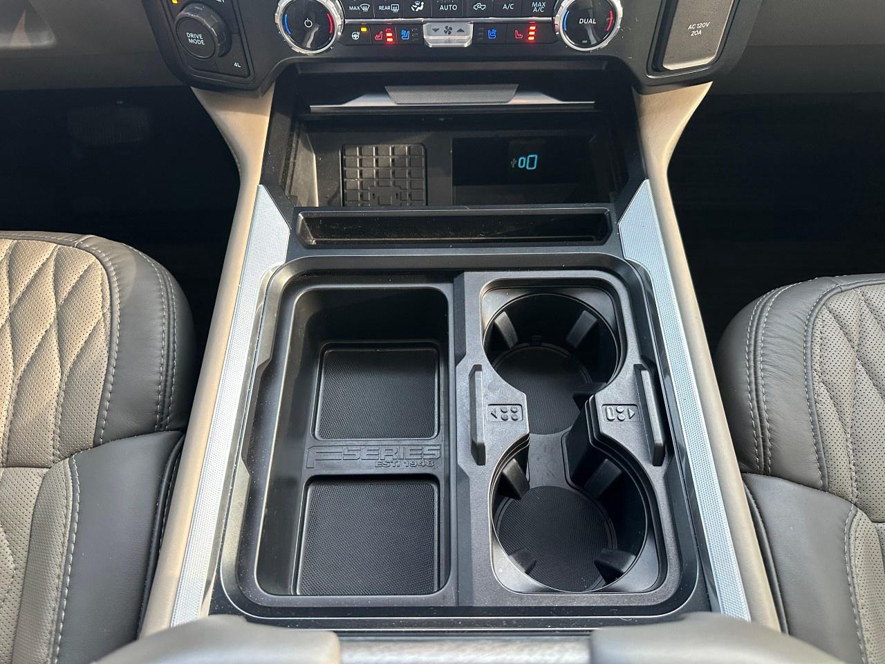 2025 Ford F-450 Super Duty DRW PLATINUM 4WD CREW CAB 8' BOX Photo