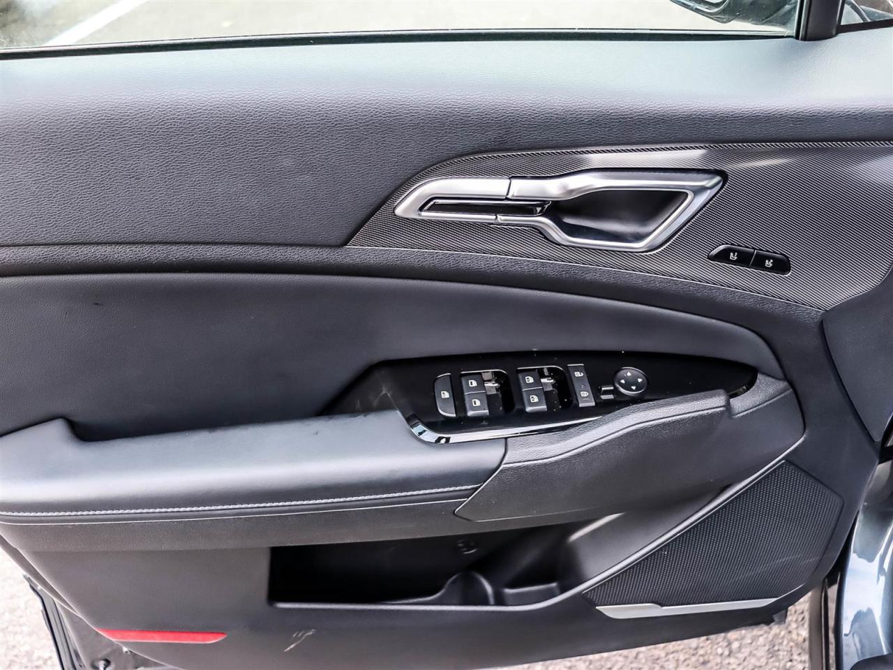 2023 Kia Sportage EX Premium w/Black Interior Photo4