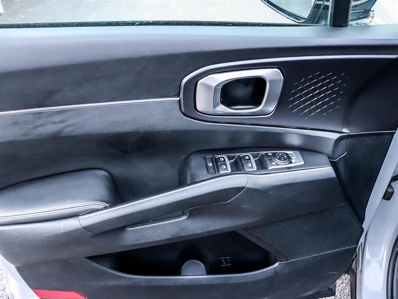 2022 Kia Sorento 2.5L LX Premium Photo4