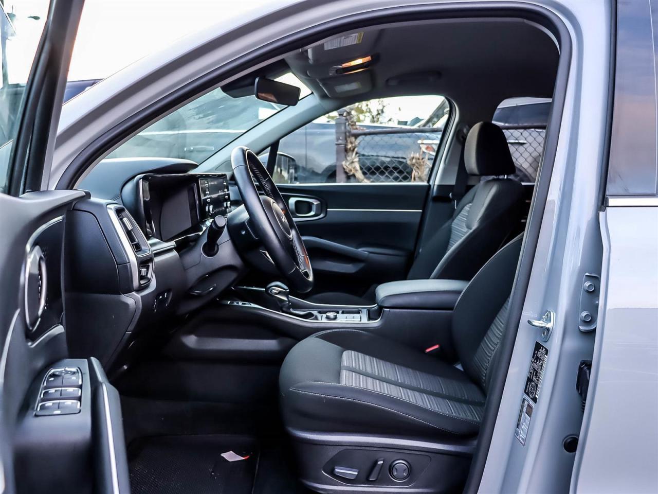 2022 Kia Sorento 2.5L LX Premium Photo