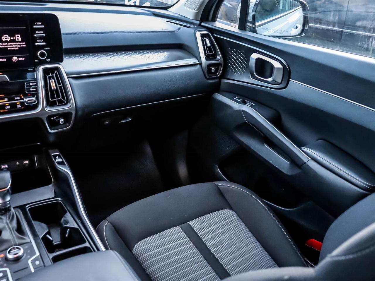 2022 Kia Sorento 2.5L LX Premium Photo