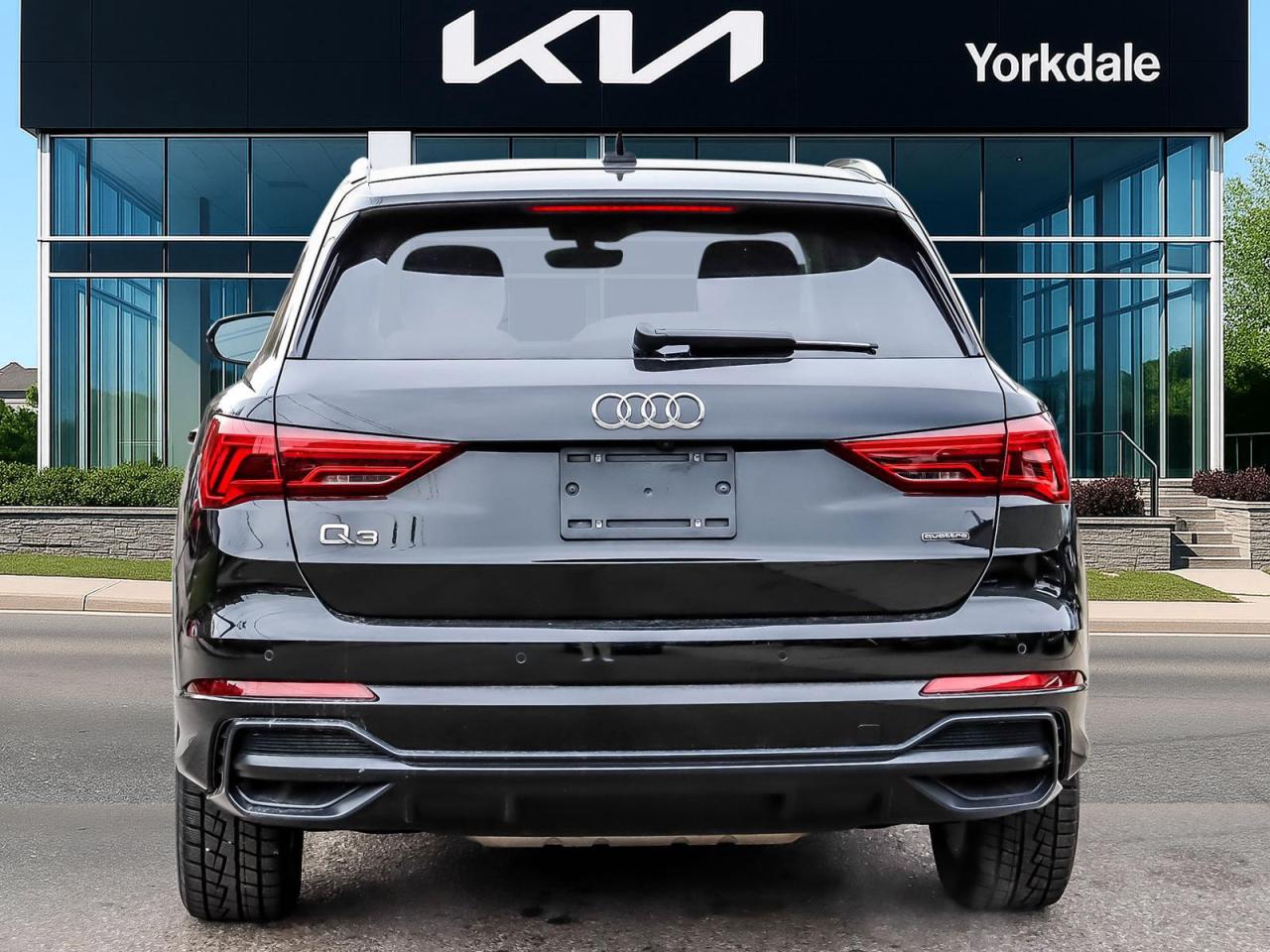 2019 Audi Q3 2.0T Progressiv Photo2