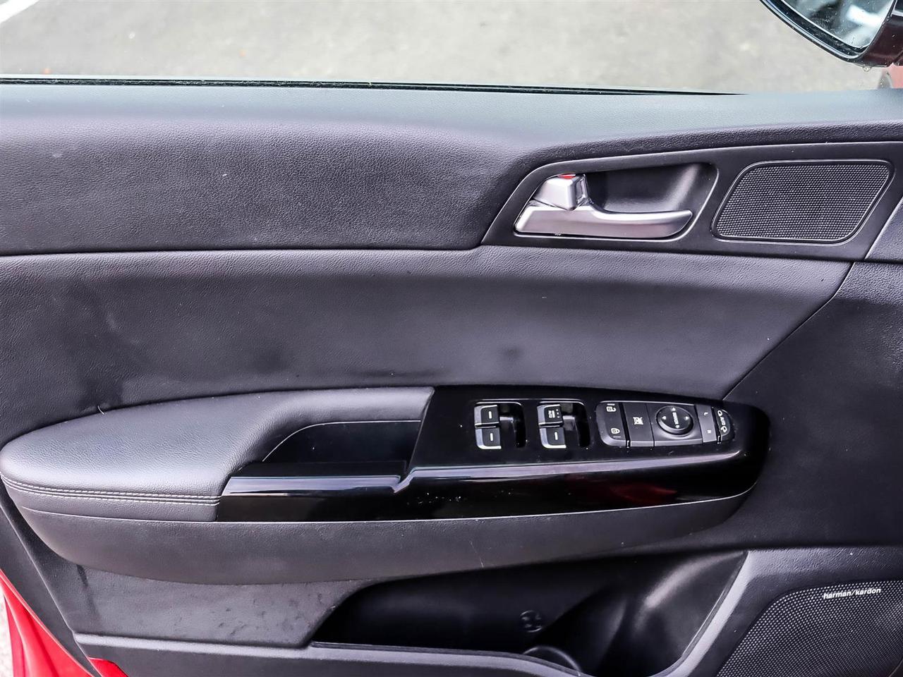 2022 Kia Sportage SX Photo