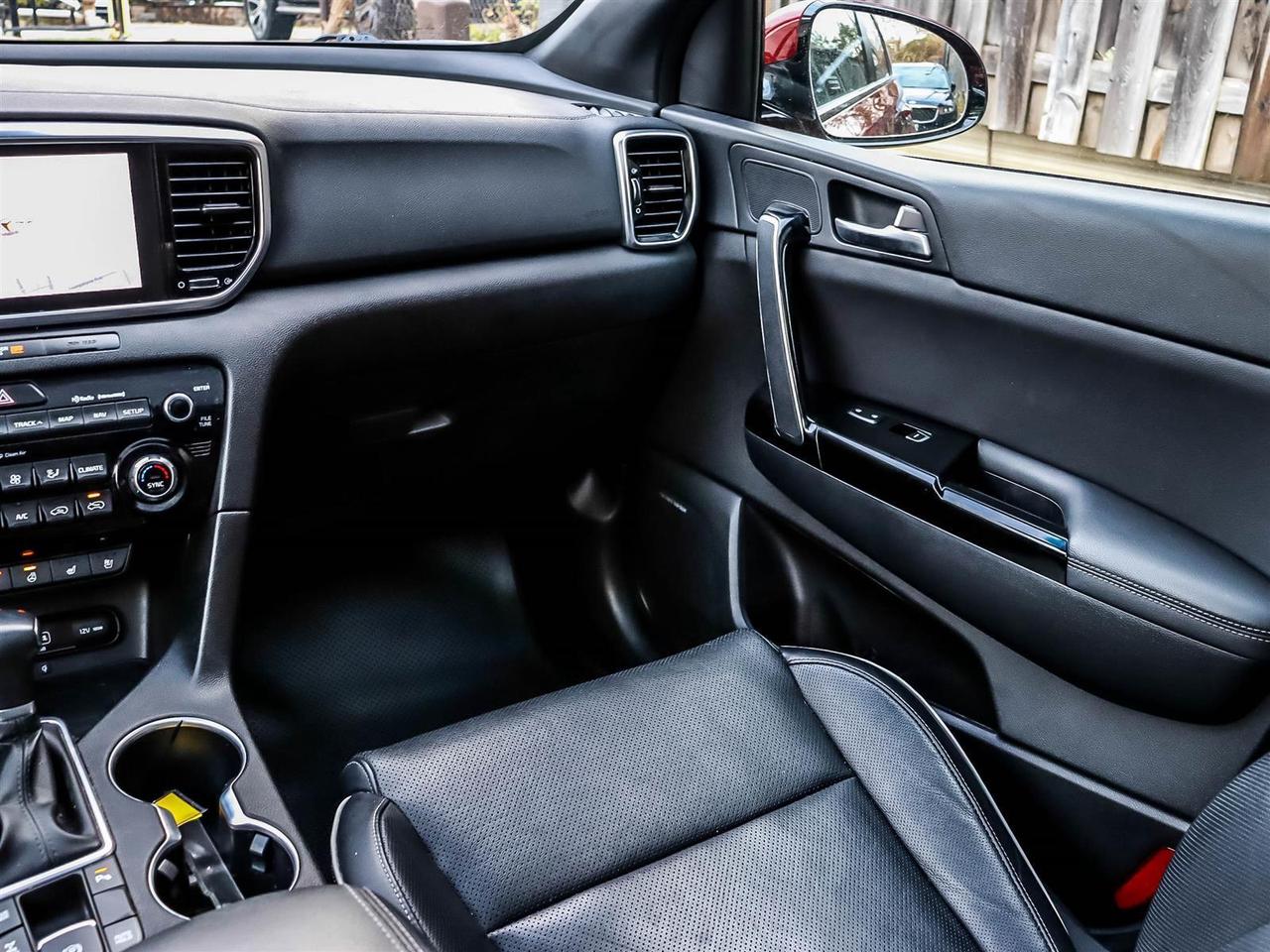 2022 Kia Sportage SX Photo