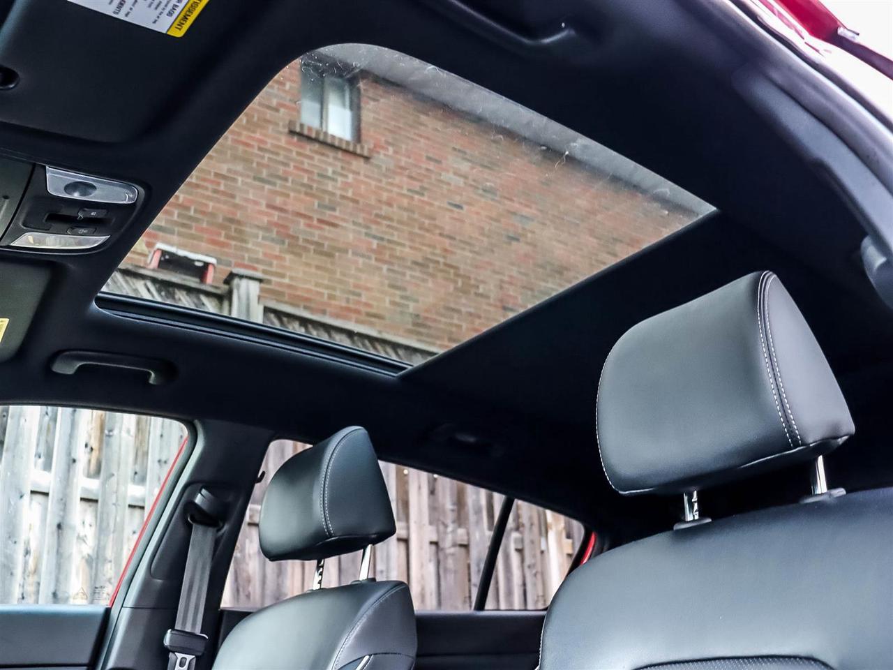 2022 Kia Sportage SX Photo