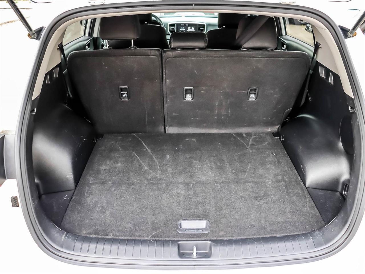 2021 Kia Sportage LX Photo