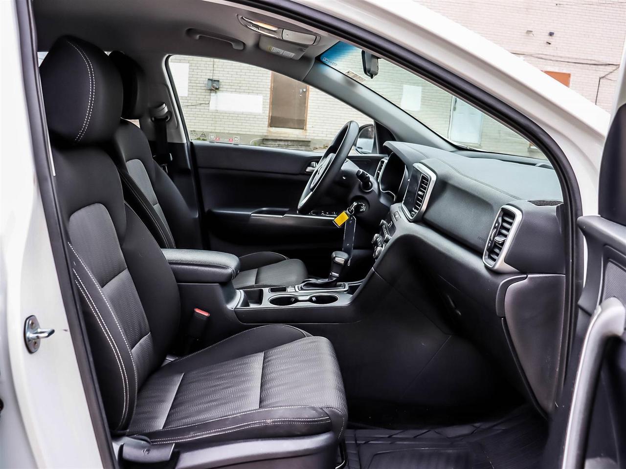 2021 Kia Sportage LX Photo