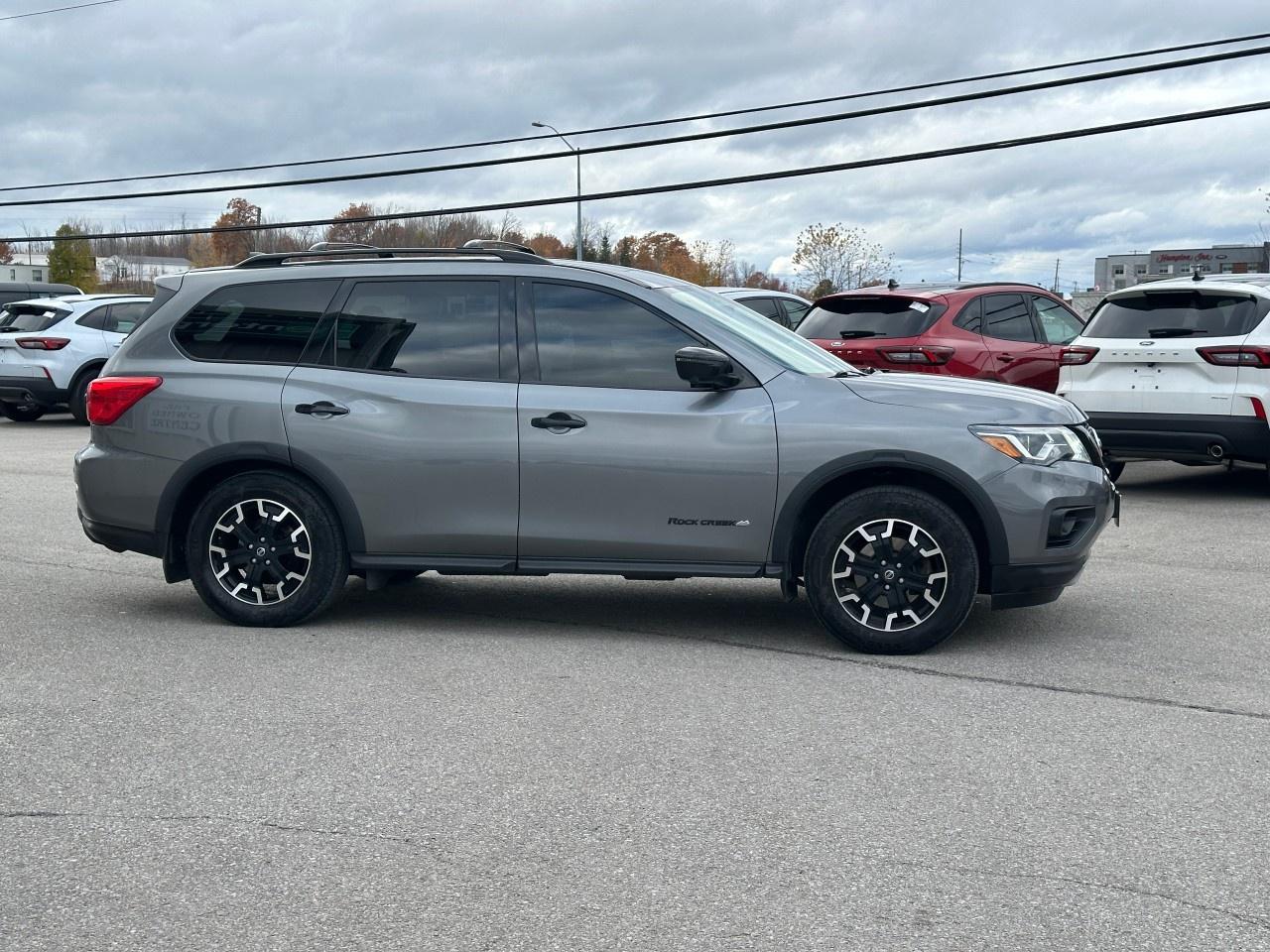 2020 Nissan Pathfinder 4x4 SL Premium Photo4