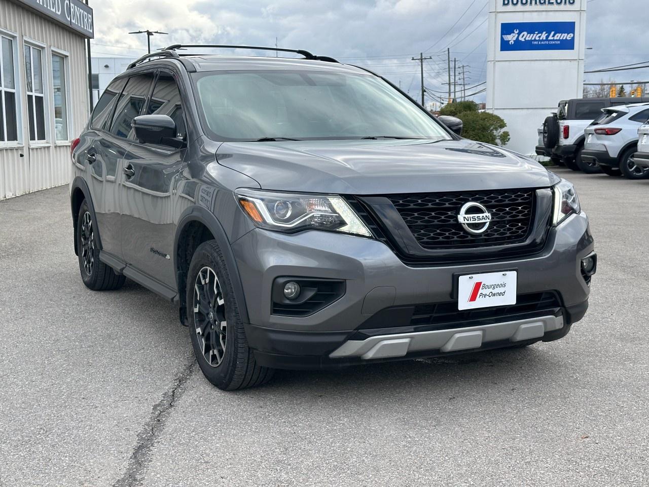 2020 Nissan Pathfinder 4x4 SL Premium Photo