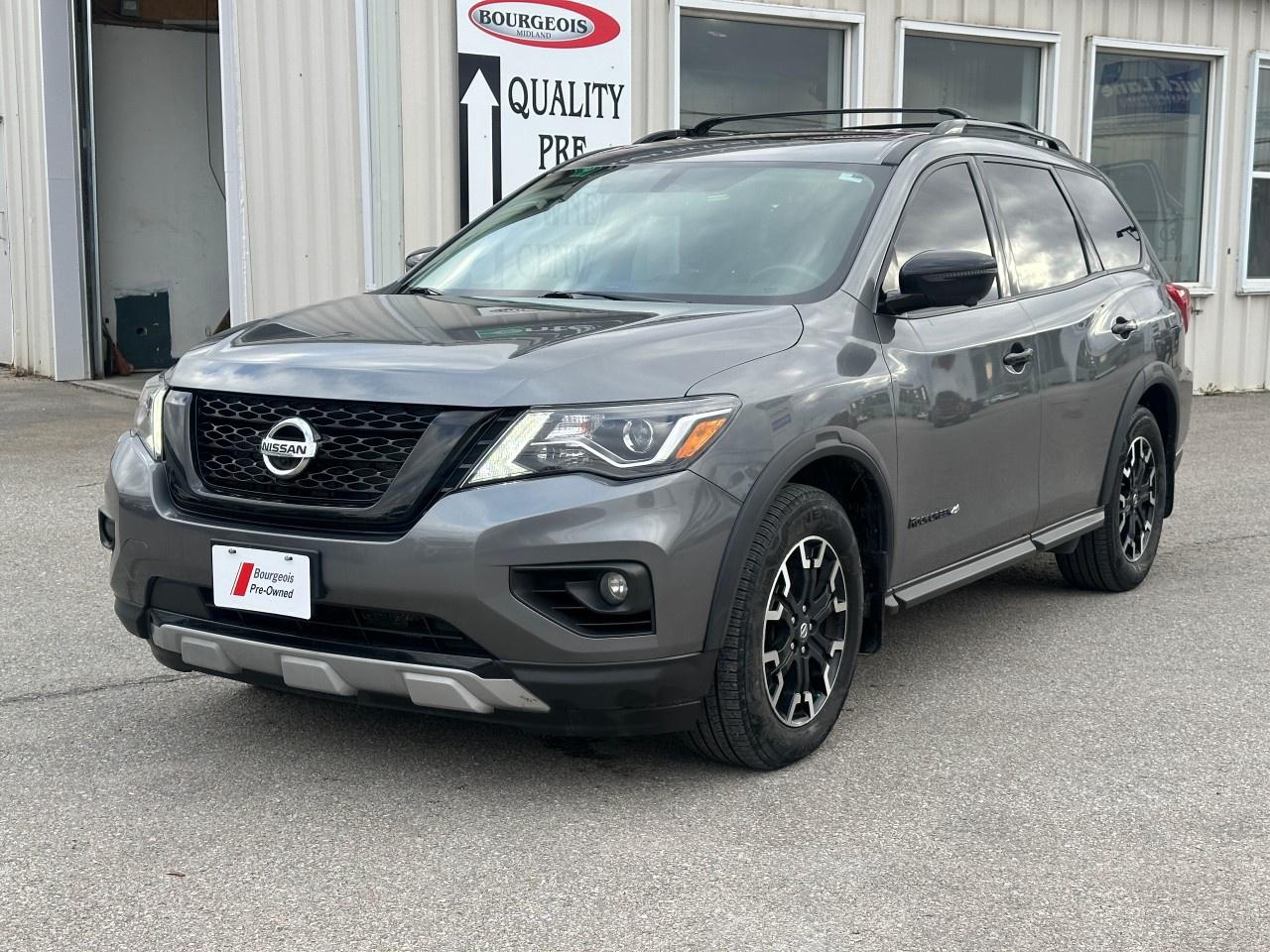 2020 Nissan Pathfinder 4x4 SL Premium Photo