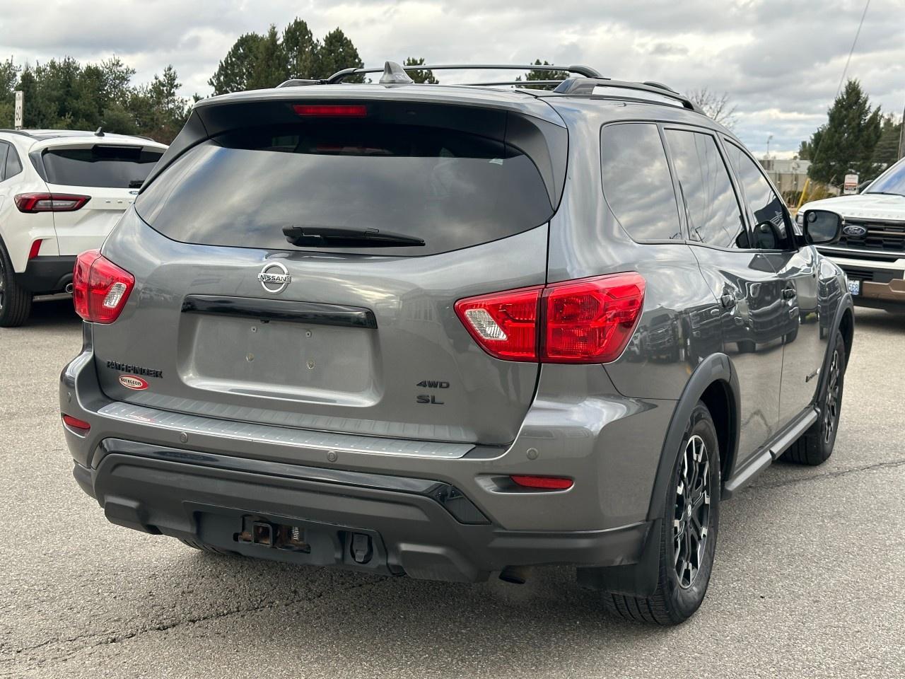 2020 Nissan Pathfinder 4x4 SL Premium Photo