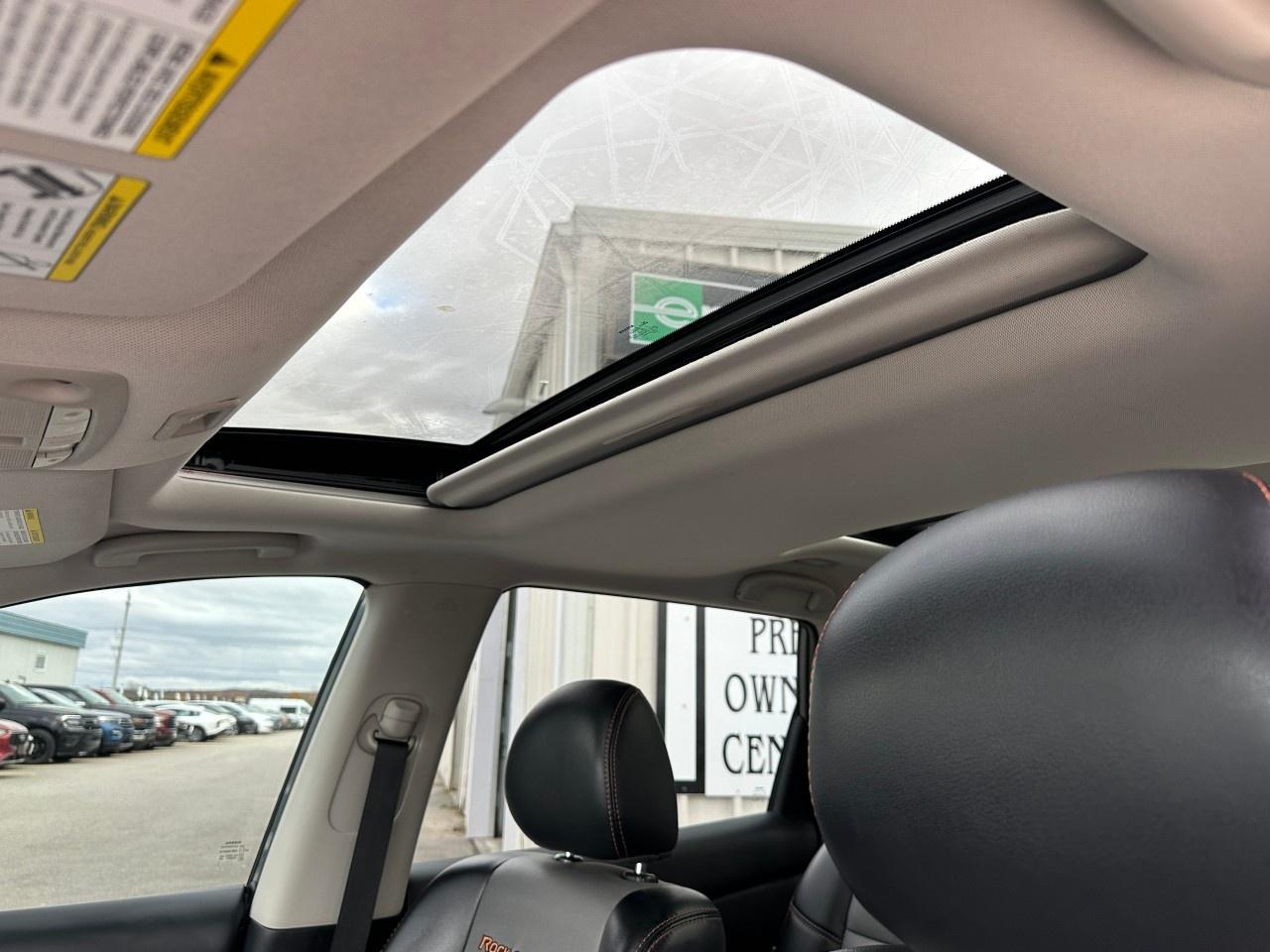 2020 Nissan Pathfinder 4x4 SL Premium Photo