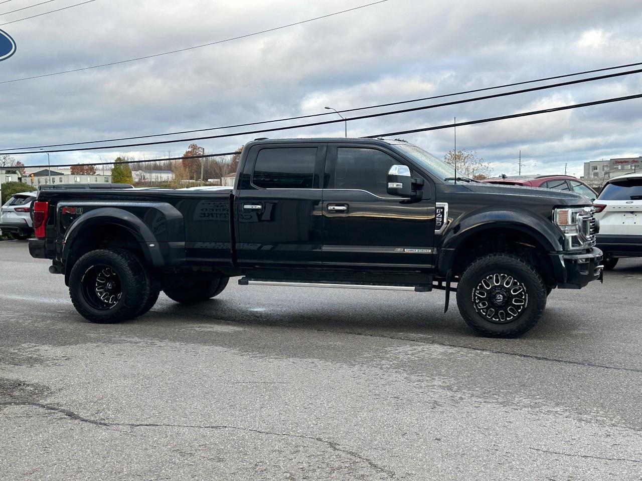 2022 Ford F-450 Super Duty DRW KING RANCH 4WD CREW CAB 8' BOX Photo4