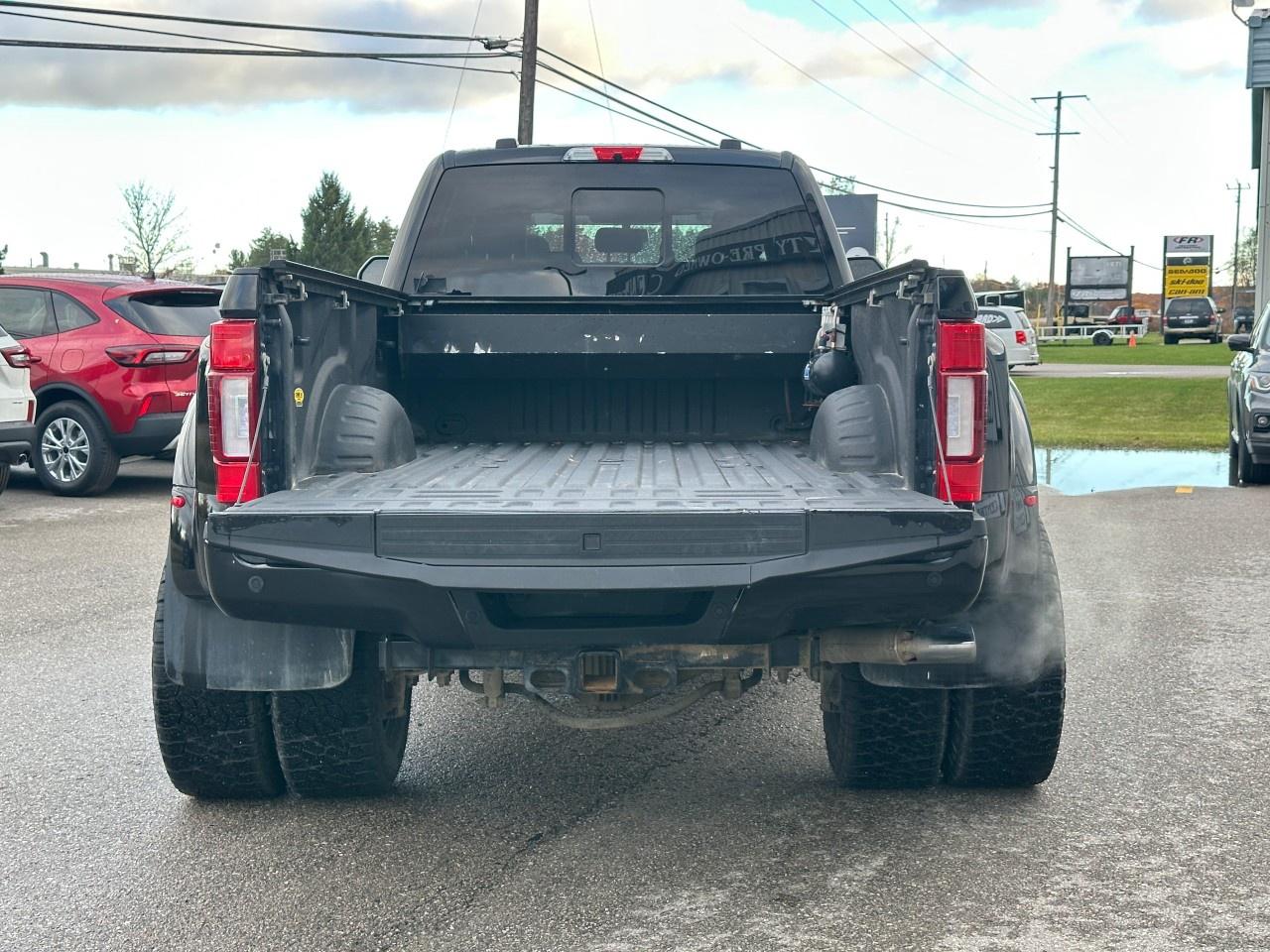 2022 Ford F-450 Super Duty DRW KING RANCH 4WD CREW CAB 8' BOX Photo