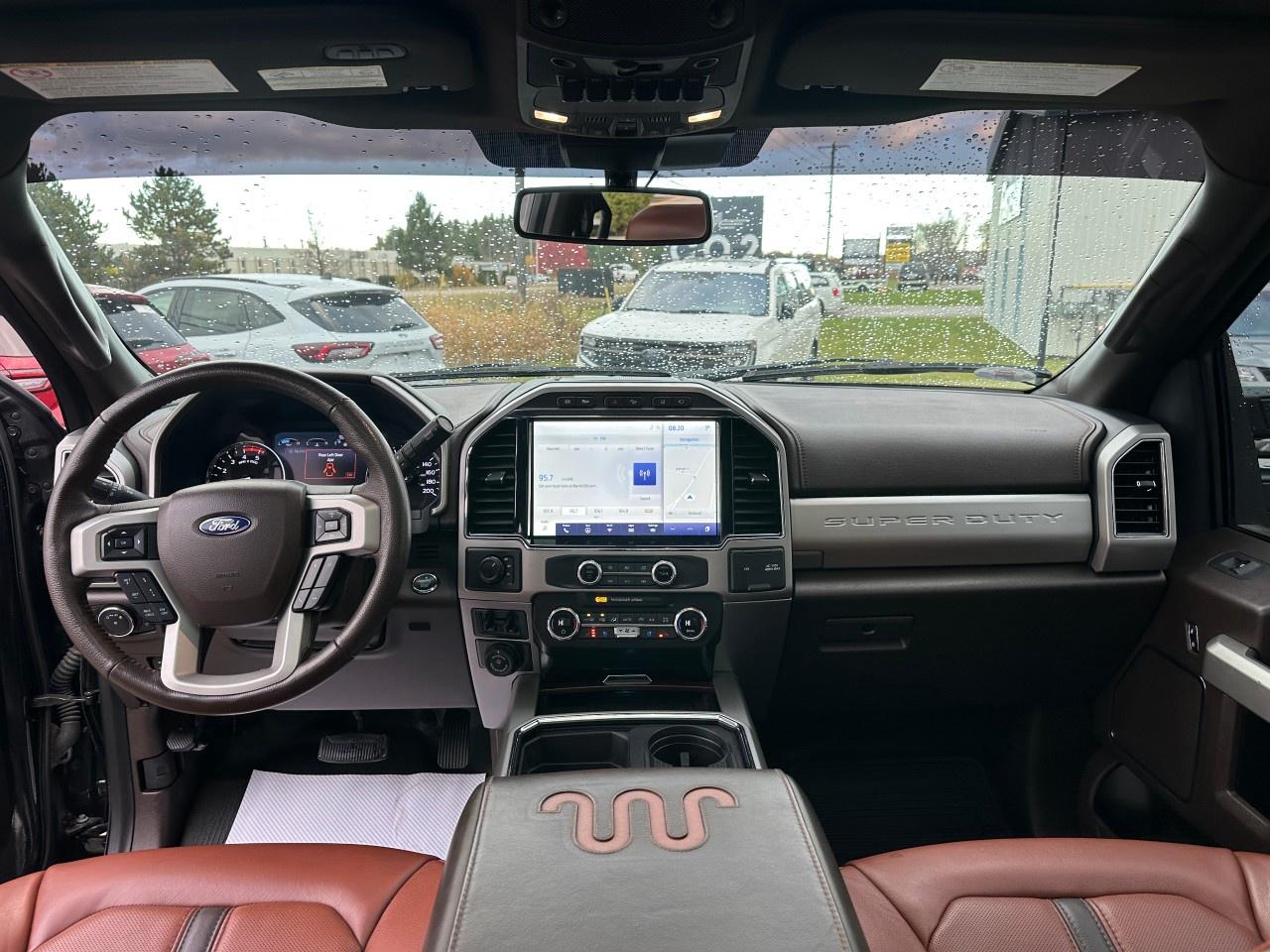 2022 Ford F-450 Super Duty DRW KING RANCH 4WD CREW CAB 8' BOX Photo