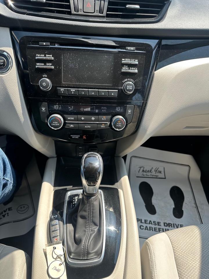 2018 Nissan Qashqai S Photo