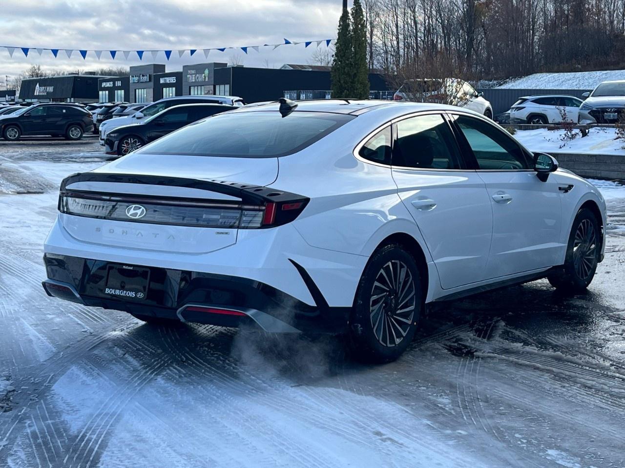 2026 Hyundai Sonata Hybrid Preferred-Trend FWD Photo