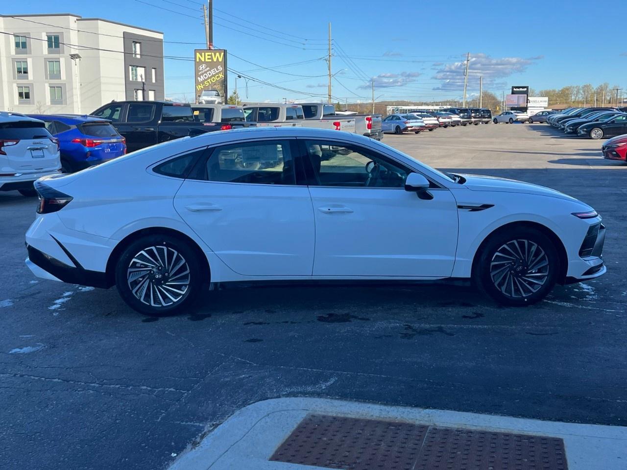 2026 Hyundai Sonata Hybrid Preferred-Trend FWD Photo