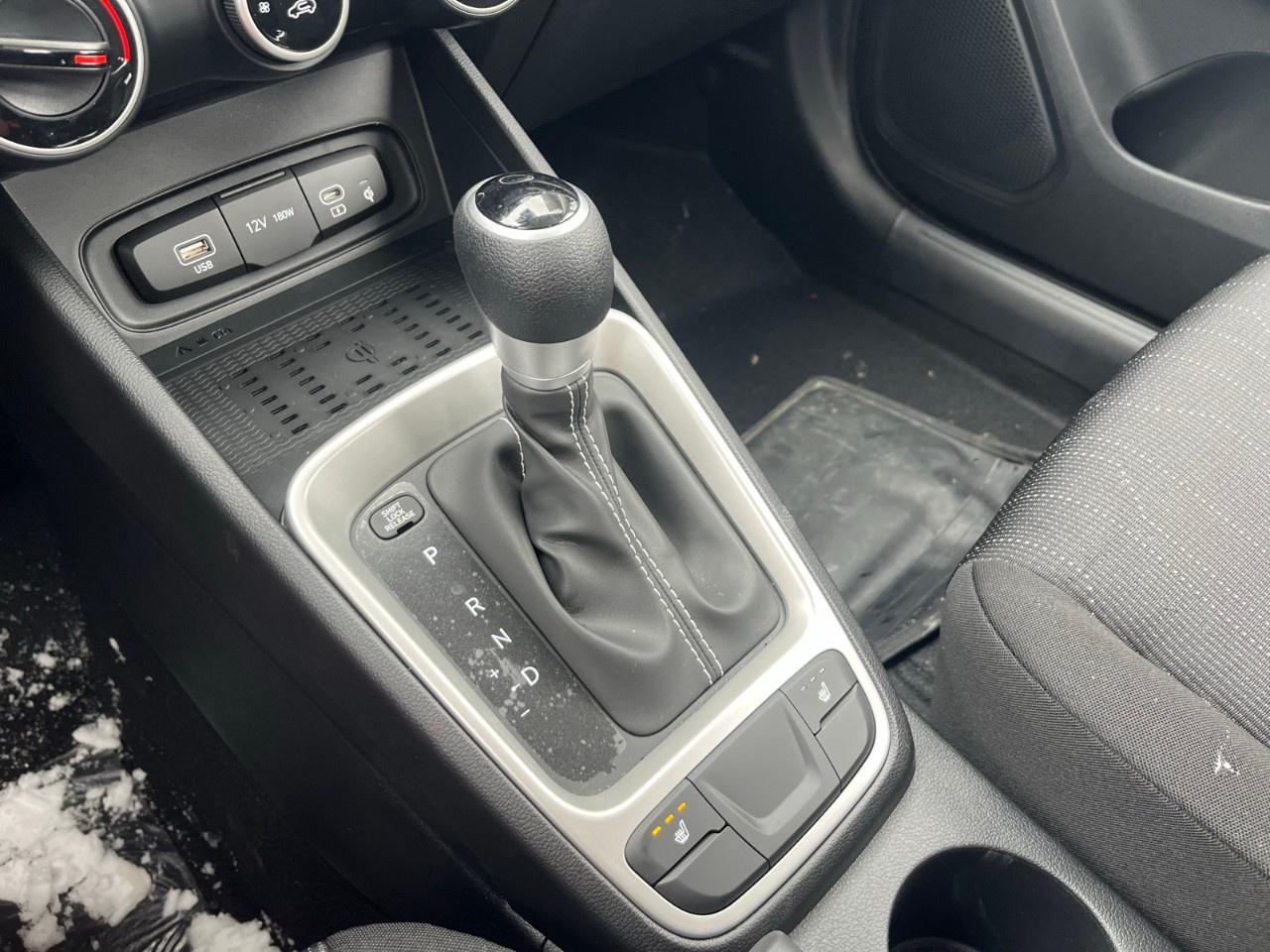 2026 Hyundai Venue Essential IVT Photo