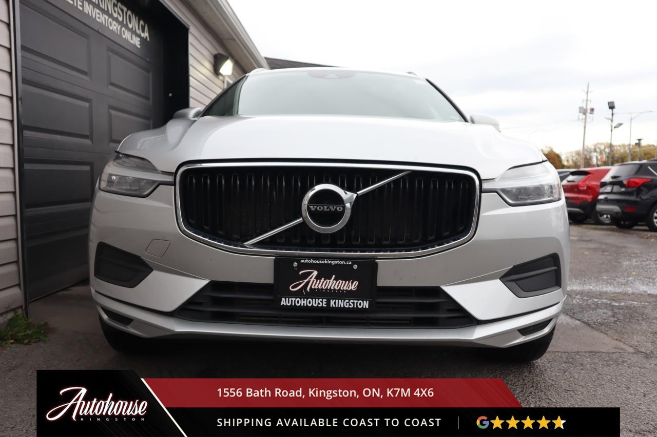 2020 Volvo XC60 T6 Momentum LEATHER - PANORAMIC SUNROOF Photo2