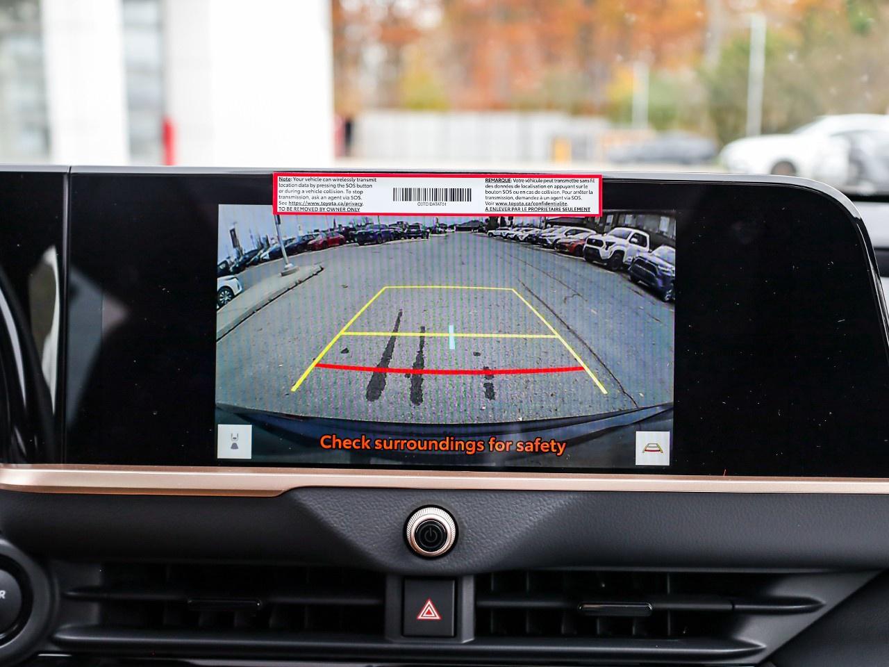 2025 Toyota Crown Signia Limited Photo