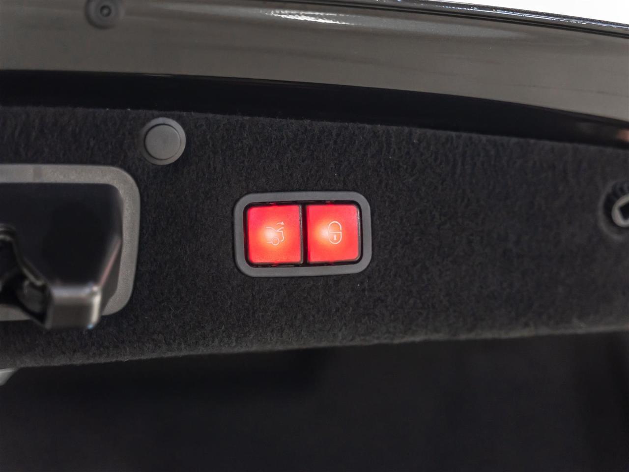 2015 Mercedes-Benz S63 AMG S 63|LWB|NIGHTVISION|CHAUFFUER|HEADS-UP|DESIGNO PAINT Photo