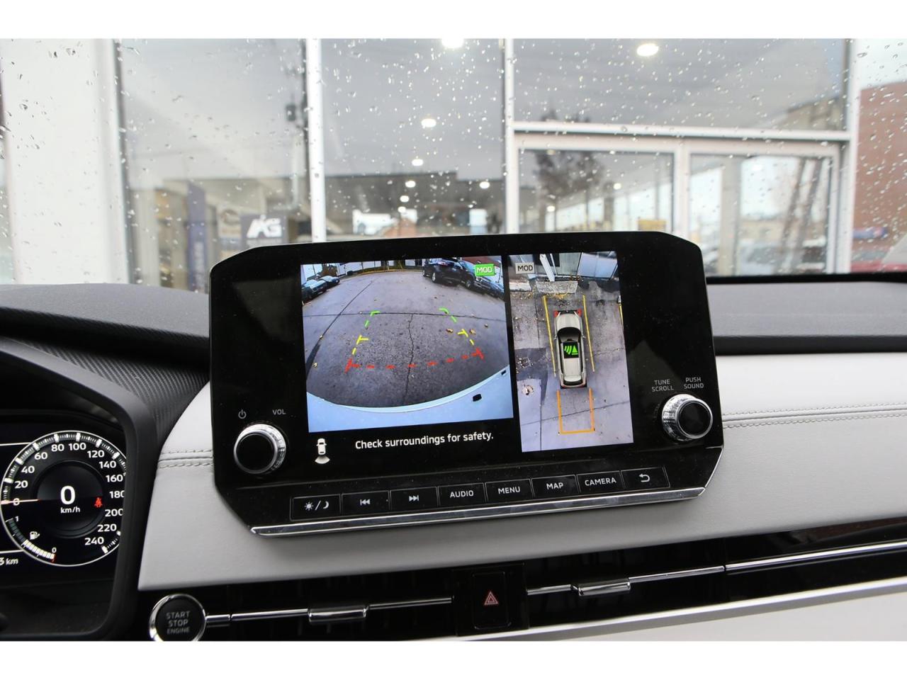 2024 Mitsubishi Outlander SEL Edition AWD | 7- Passenegr | Pano Roof | Dimond Stitching Seats | One Owner Local car Photo