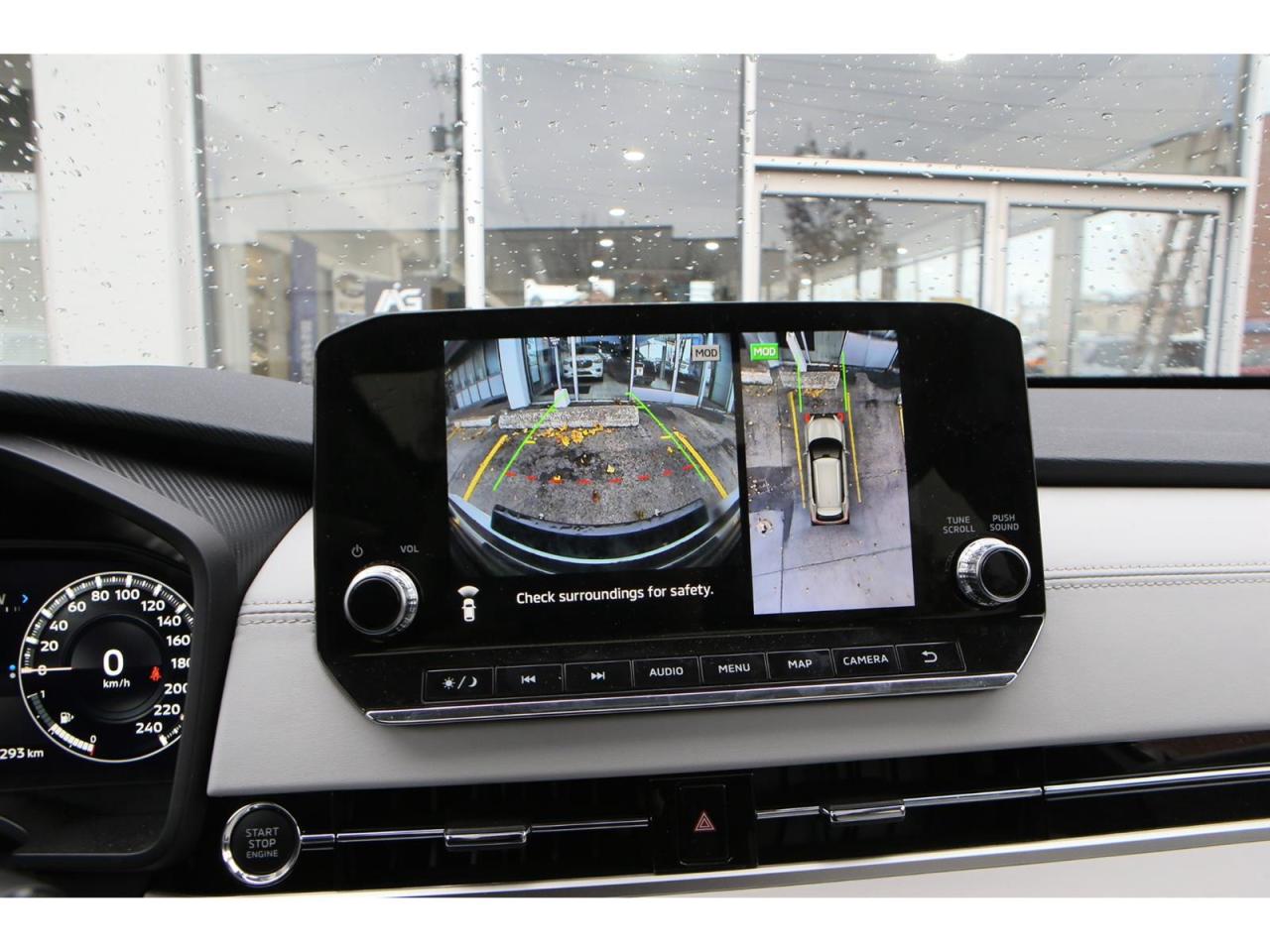 2024 Mitsubishi Outlander SEL Edition AWD | 7- Passenegr | Pano Roof | Dimond Stitching Seats | One Owner Local car Photo