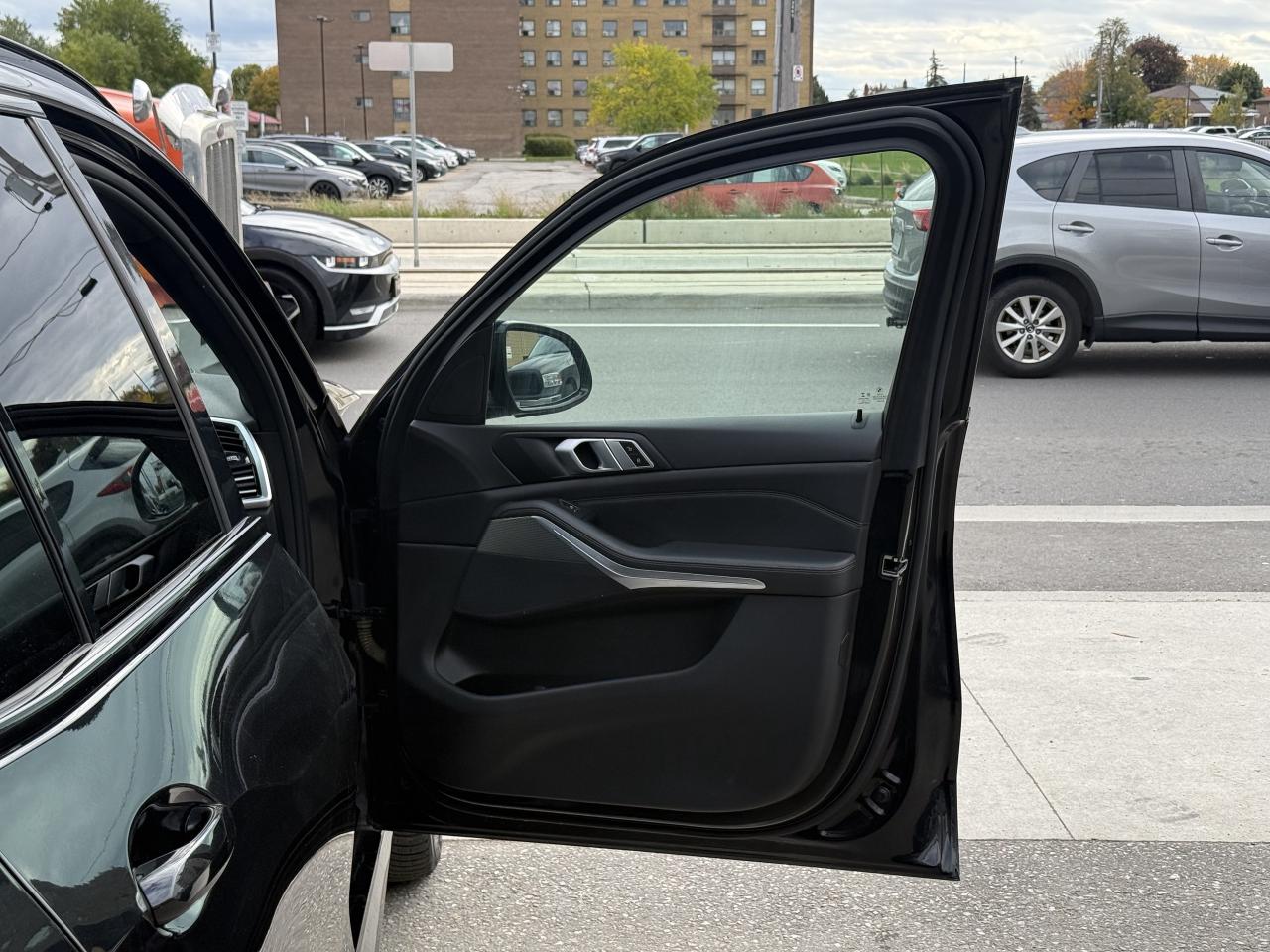 2019 BMW X5 //M SPORT | PANO | HUD | LOADED Photo