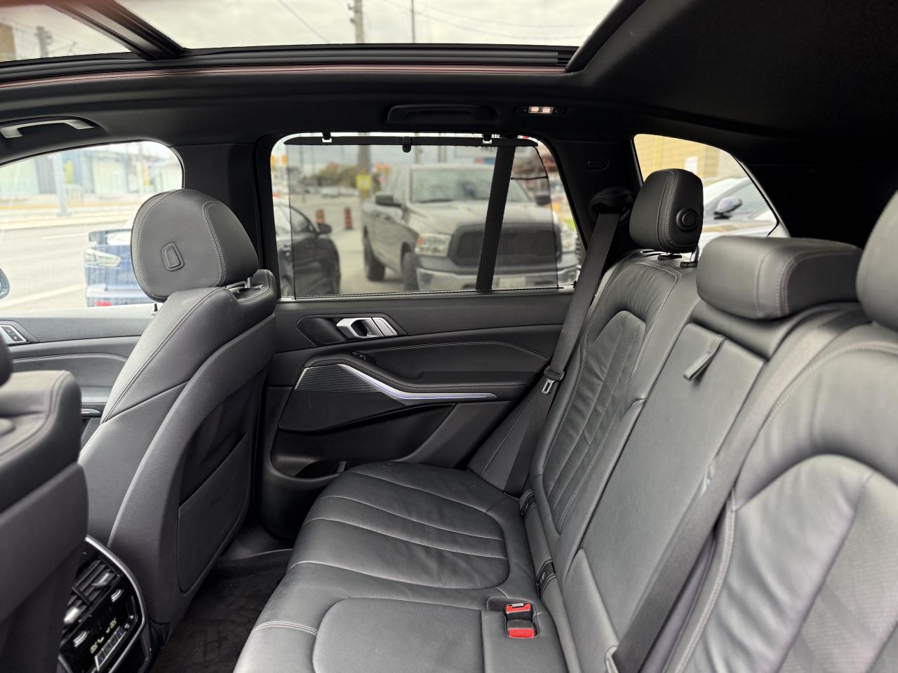 2019 BMW X5 //M SPORT | PANO | HUD | LOADED Photo