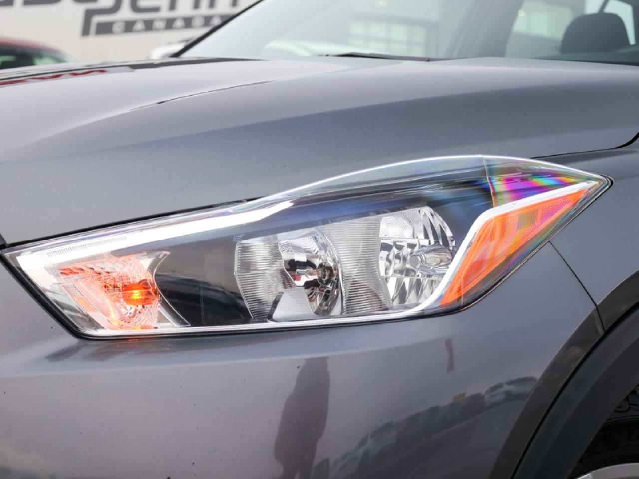 2020 Nissan Kicks S  -  Touch Screen - $89 B/W Photo