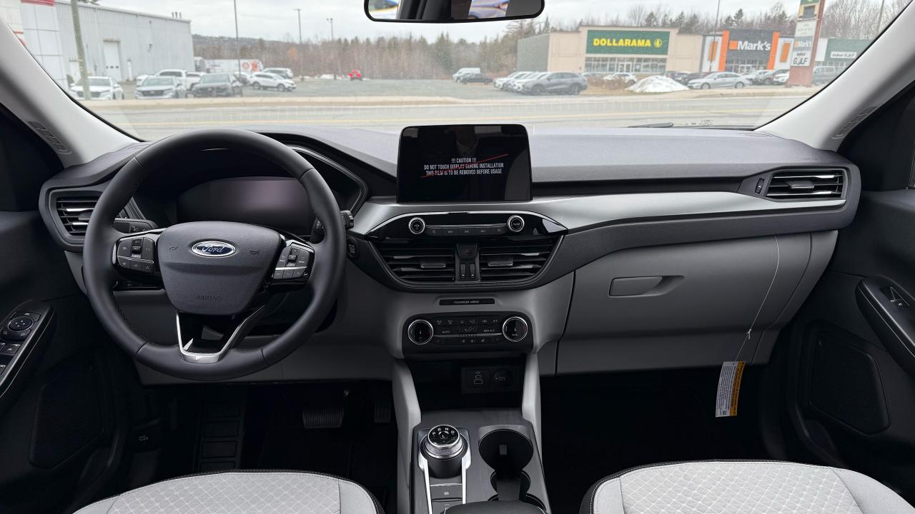 2026 Ford Escape Active® Photo5