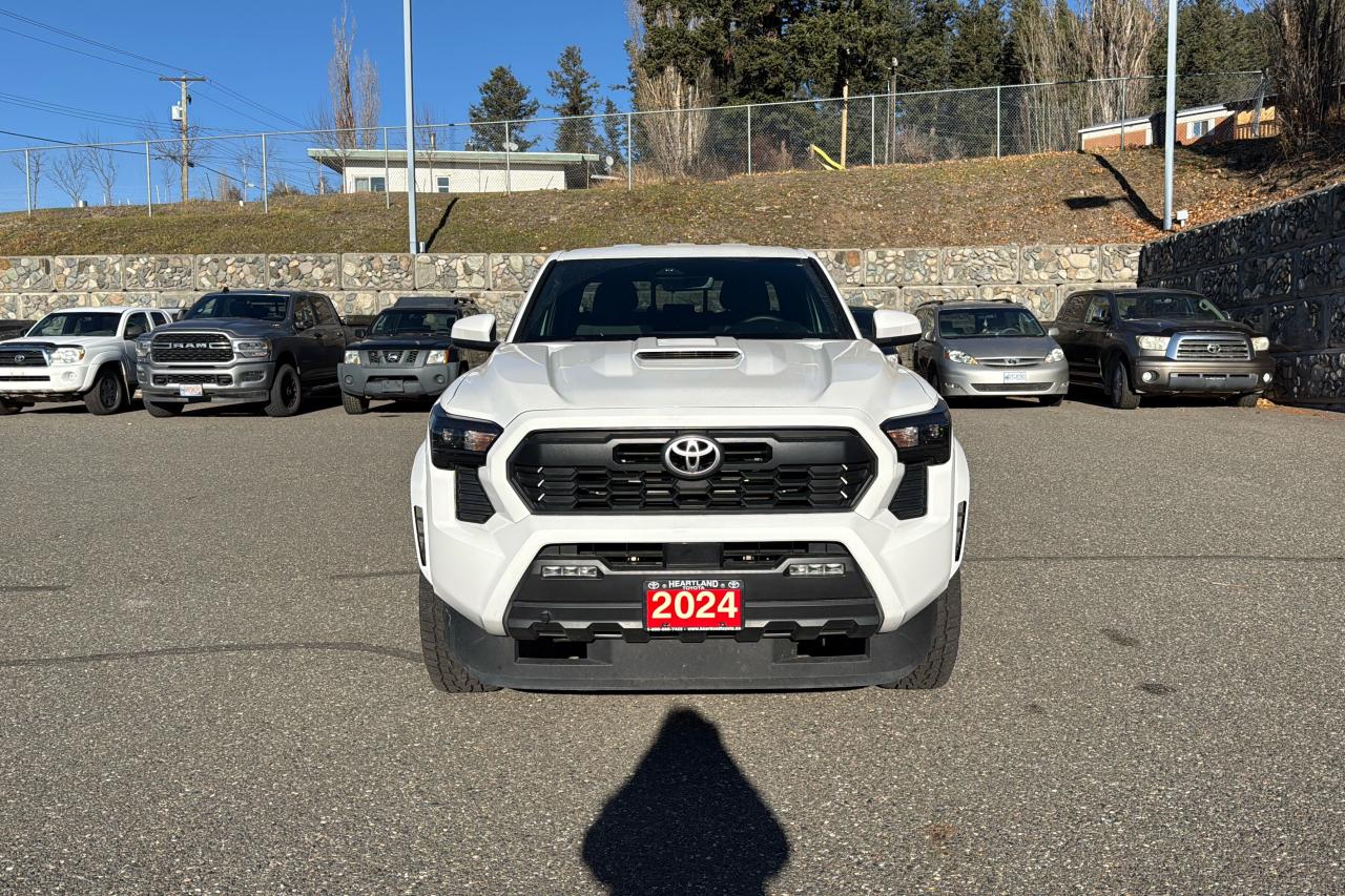 2024 Toyota Tacoma Double Cab AT TRD Sport Photo