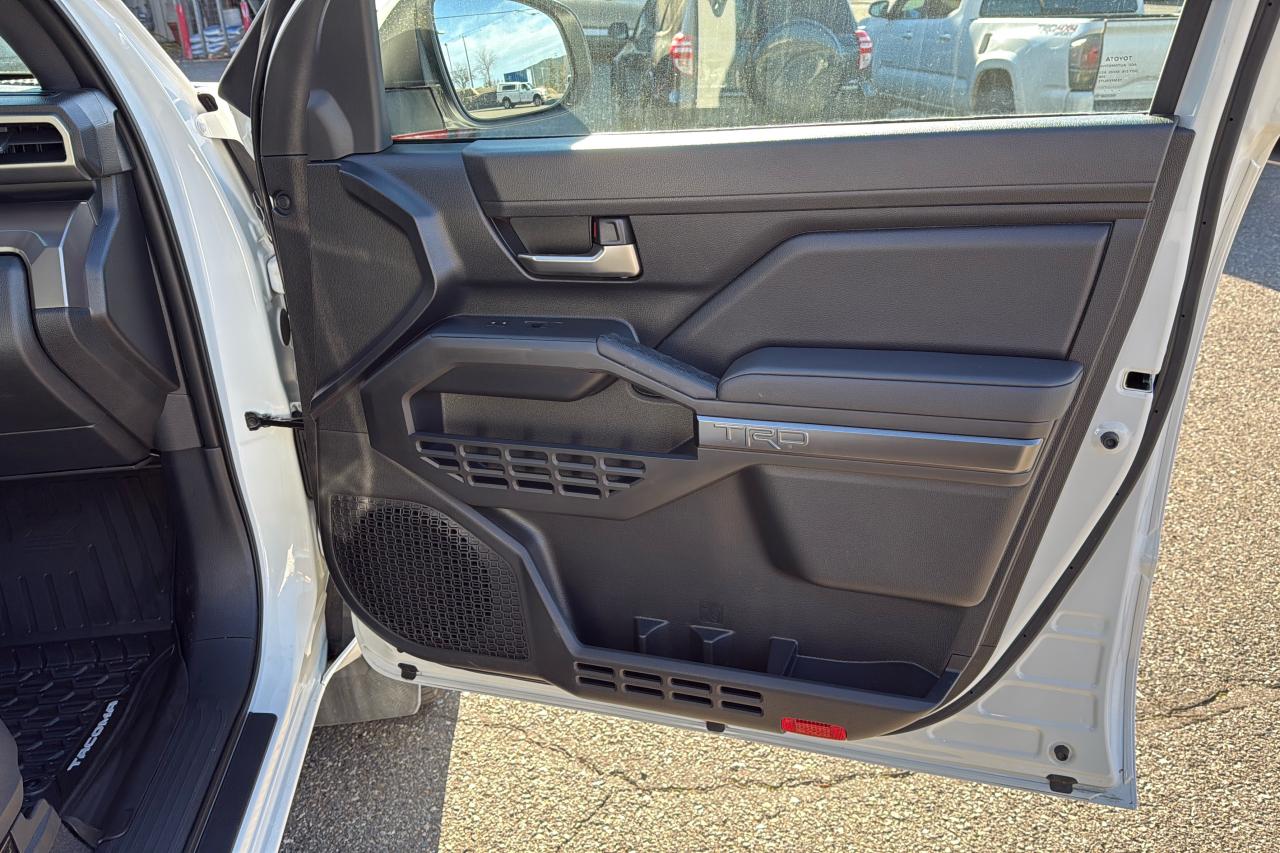 2024 Toyota Tacoma Double Cab AT TRD Sport Photo