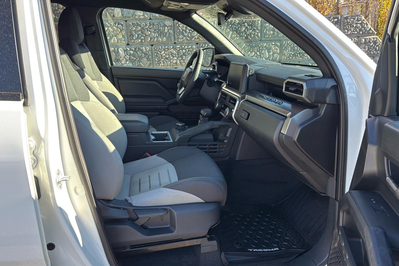 2024 Toyota Tacoma Double Cab AT TRD Sport Photo