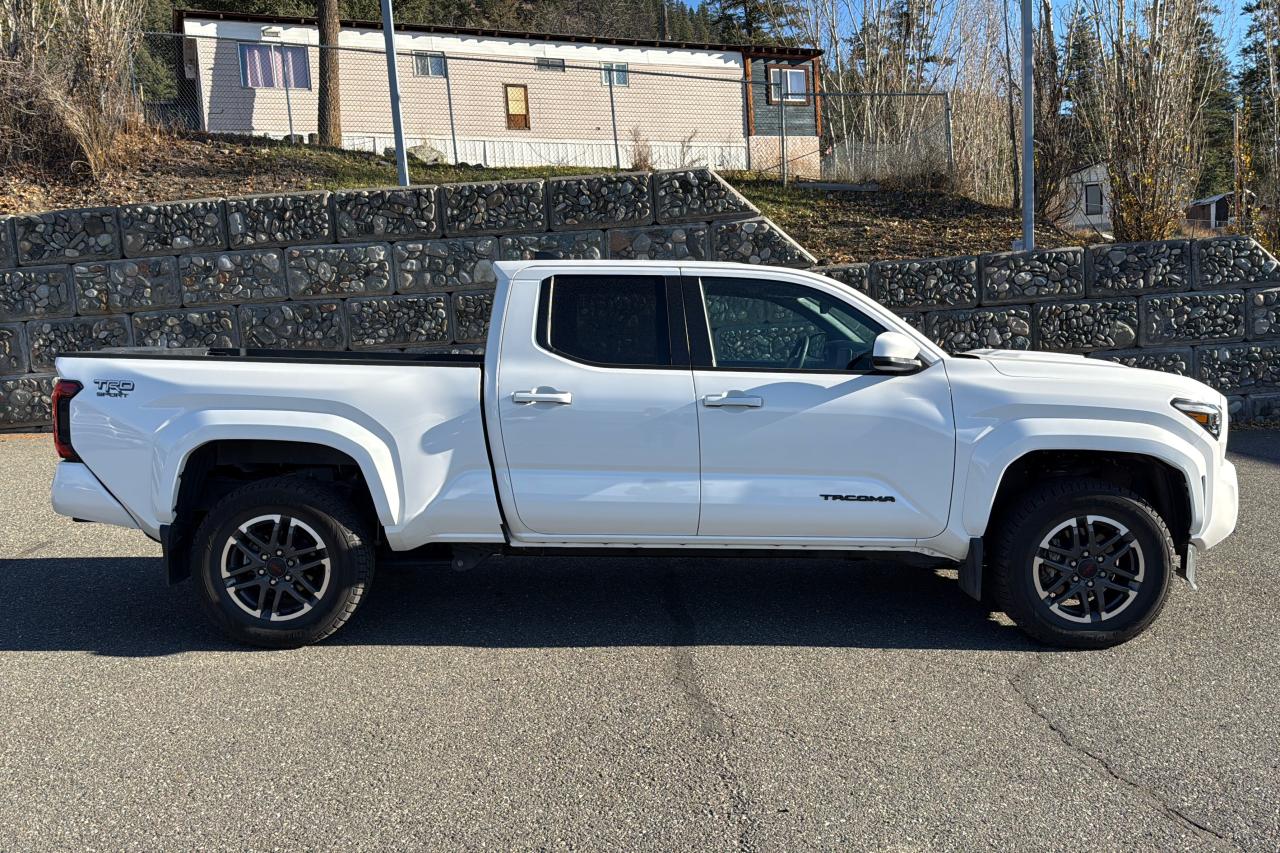 2024 Toyota Tacoma Double Cab AT TRD Sport Photo