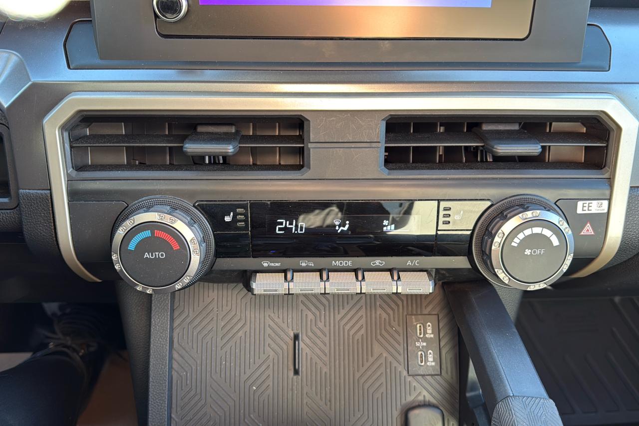 2024 Toyota Tacoma Double Cab AT TRD Sport Photo